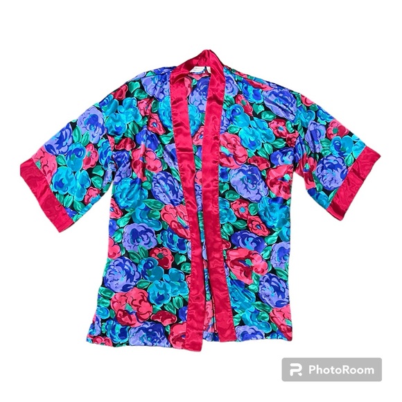 Victoria’s Secret Floral Short Satin Robe Loungewear - Picture 1 of 3